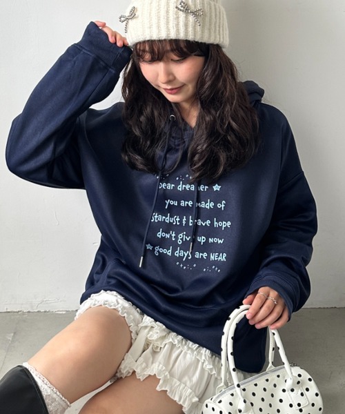 wears(ウェアーズ)の「オーバーサイズプリントスウェットプルパーカー フーディー(パーカー・レディース・その他1/その他8/その他9/その他6/その他12/その他7/その他4/その他10/その他11/その他5/その他3/その他2・FREE)」の11枚目の写真