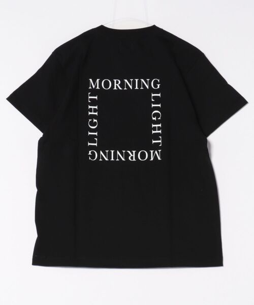 Minali（ミナリ）の「【Minali】Morning light T-Shirt(UNISEX)（Tシャツ/カットソー・レディース・ブラック/レッド・MEDIUM）」の3枚目の写真
