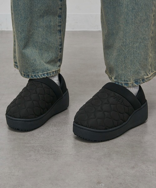 MEI(メイ)の「【MEI】PLATFORM QUILTING MOC SHOES / プラットフォームキルティングモックシューズ(スリッポン・レディース・ブラック/ピンク/グレー/ベージュ・L/M)」の22枚目の写真