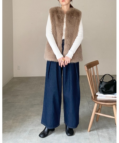 セール】ノーカラーミドル丈ボリュームフェイクファーベスト（ベスト