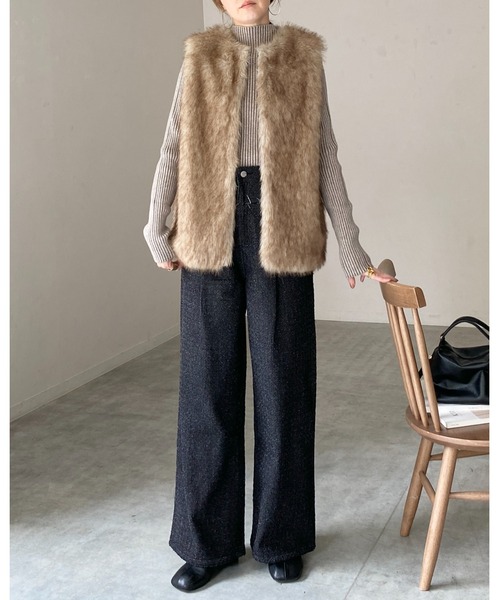 フェイクファーベスト セール】ノーカラーミドル丈ボリュームフェイクファーベスト（ベスト