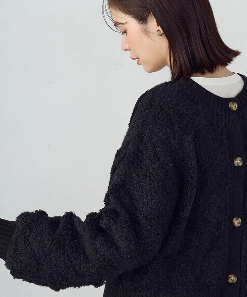 COMME CA ISM(コムサイズム)の「ウェーブジャガード 2WAYカーディガン(カーディガン/ボレロ・レディース・ブラック/アイボリー・FREE)」の5枚目の写真