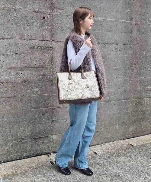 Bleu Bleuet(ブルーブルーエ)の「ゴブランA4 2wayトート(トートバッグ・レディース・ブラウン/グリーン/ブラック・FREE)」の18枚目の写真