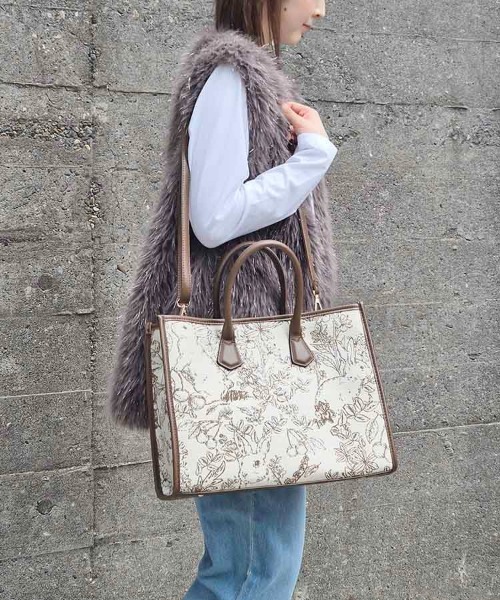 Bleu Bleuet(ブルーブルーエ)の「ゴブランA4 2wayトート(トートバッグ・レディース・ブラウン/グリーン/ブラック・FREE)」の20枚目の写真