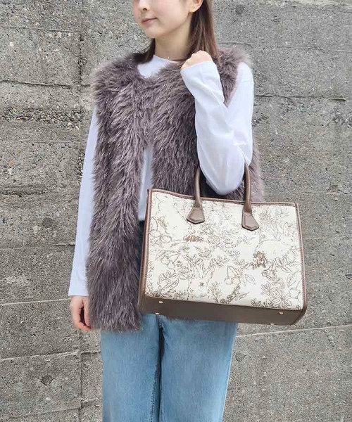 Bleu Bleuet(ブルーブルーエ)の「ゴブランA4 2wayトート(トートバッグ・レディース・ブラウン/グリーン/ブラック・FREE)」の22枚目の写真