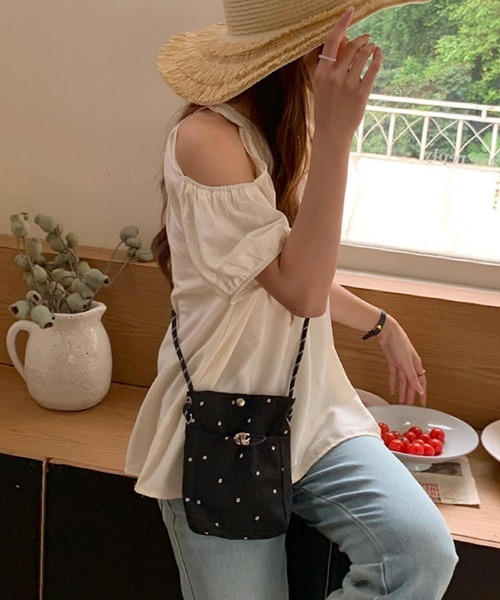 Mignonjour(ミニョンジュール)の「Mignonjour/フラワードットミニショルダーバッグ M2844(ショルダーバッグ・レディース・ホワイト/ブラック/レッド・FREE)」の8枚目の写真