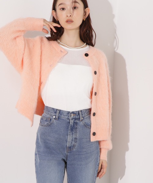 N.（N. Natural Beauty Basic）（エヌエヌナチュラルビューティーベーシック）の「クルーネックフェザーカーディガン（カーディガン/ボレロ・レディース・レッド/イエロー/ネイビー/オフホワイト/ピンク・MEDIUM）」の4枚目の写真