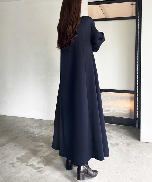 MAISON DE THERESE(メゾン ド テレーズ)の「リバーシブル ロングフーディードレス(ドレス・レディース・ブラック/アイボリー/ネイビー/ブラウン・M)」の8枚目の写真