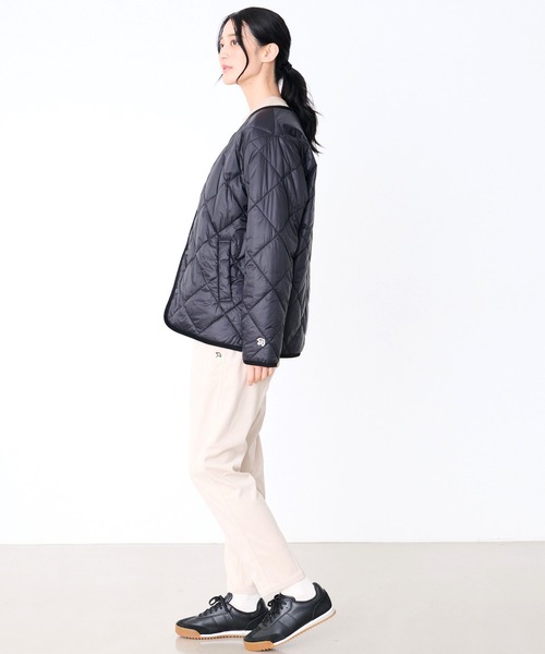 Arnold Palmer（アーノルドパーマー）の「カラーレス シェア キルティング ジャケット（ノーカラージャケット・レディース・ベージュ/カーキ/ブラック・XS/L/M/S/LL）」の22枚目の写真