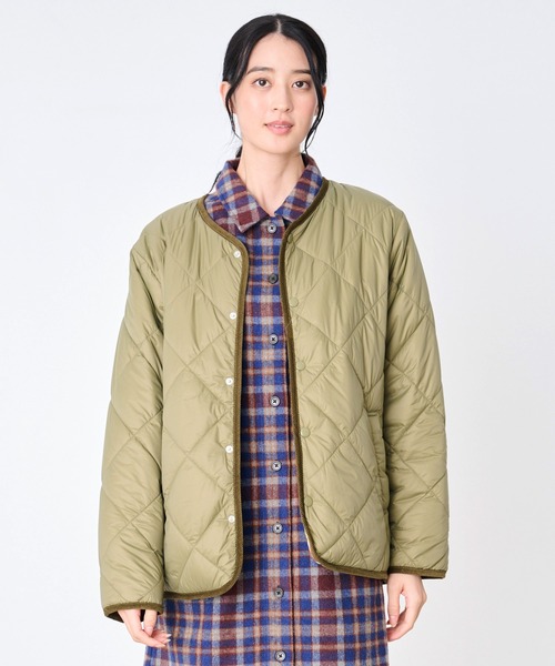 Arnold Palmer（アーノルドパーマー）の「カラーレス シェア キルティング ジャケット（ノーカラージャケット・レディース・ベージュ/カーキ/ブラック・XS/L/M/S/LL）」の6枚目の写真