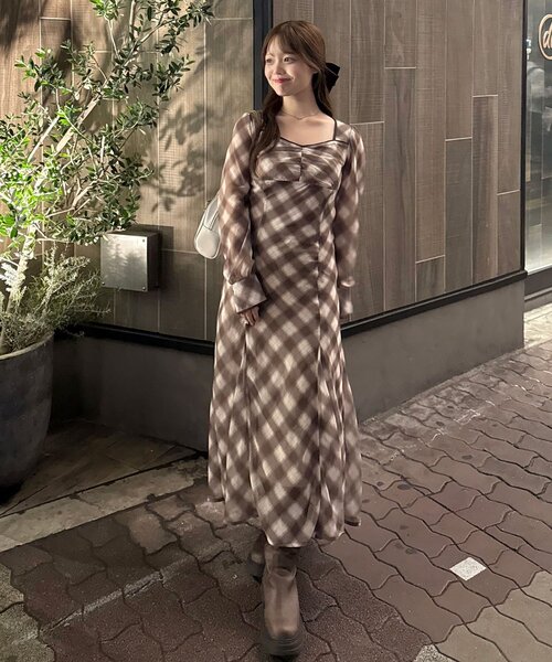 OLIVE des OLIVE(オリーブデオリーブ)の「【インフルエンサー企画】Yui ロングワンピース(ワンピース・レディース・ブラック/ブラウン/アイボリー・FREE)」の10枚目の写真