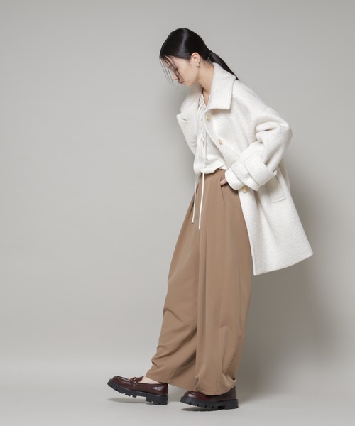 NANO universe（ナノユニバース）の「ブークレスタンドカラーミドルコート（ステンカラーコート・レディース・ブラック/アイボリー/ライトグレー・FREE）」の13枚目の写真