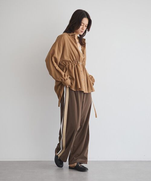 GARAGE OF GOOD CLOTHING（ガレージオブグッドクロージング）の「ウエストドロストリボンシャツ（シャツ/ブラウス・レディース・モカ/オフホワイト・FREE）」の12枚目の写真