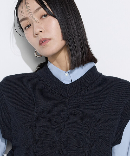 コットンポリエステルリリヤーン ニットベスト（ベスト）｜COMME CA