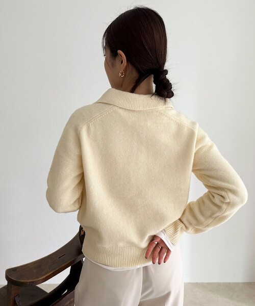 fredy emue（フレディエミュ）の「ポロ衿ニットプルオーバー（ニット/セーター・レディース・サックスブルー/アイボリー/チャコールグレー・38）」の15枚目の写真