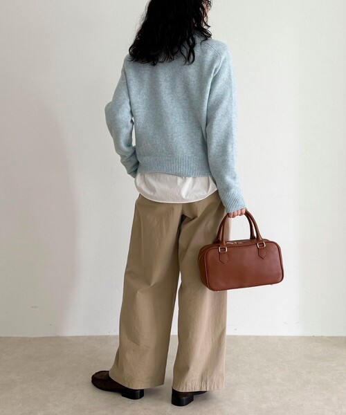 fredy emue（フレディエミュ）の「ポロ衿ニットプルオーバー（ニット/セーター・レディース・サックスブルー/アイボリー/チャコールグレー・38）」の9枚目の写真