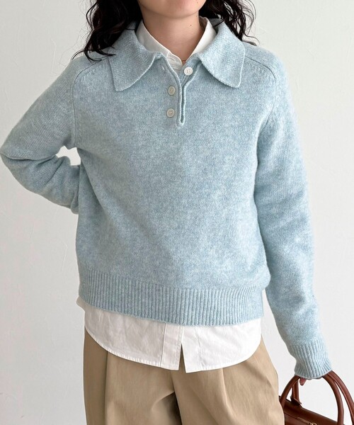 fredy emue（フレディエミュ）の「ポロ衿ニットプルオーバー（ニット/セーター・レディース・サックスブルー/アイボリー/チャコールグレー・38）」の6枚目の写真