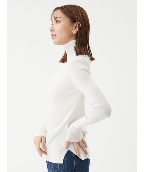 Mila Owen(ミラオーウェン)の「シアーラメタートルネックリブニット(ニット/セーター・レディース・ホワイト/ピンク/ミント/ベージュ/その他・0/1)」の9枚目の写真