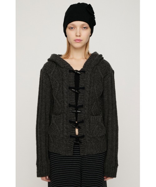 SLY（スライ）の「TOGGLE BUTTON CABLE KNIT C/D トグルボタン ケーブルニット カーデ 秋服 冬服（カーディガン/ボレロ・レディース・ライトブラック/グリーン/ベージュ・FREE）」の7枚目の写真