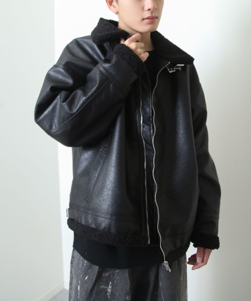 NILWAY（ニルウェイ）の「ヘビーPUレザー裏ボアムートンボンバージャケット / ビッグバルーンシルエット（ブルゾン・メンズ・ブラック×ブラック/ブラック×ホワイト・MEDIUM/LARGE）」の6枚目の写真