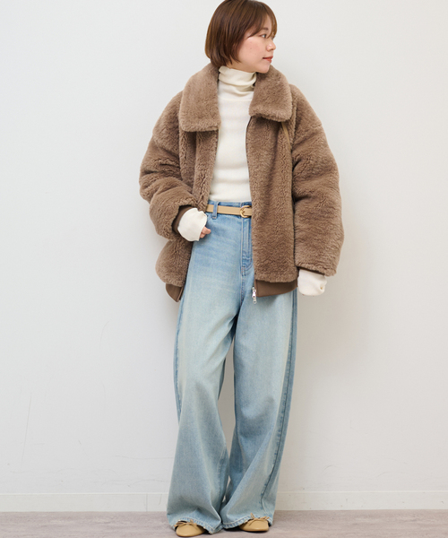 JOURNAL STANDARD relume（ジャーナルスタンダード　レリューム）の「ファーショートブルゾン（その他アウター・レディース・ブラウン系その他/チャコールグレー・FREE）」の4枚目の写真