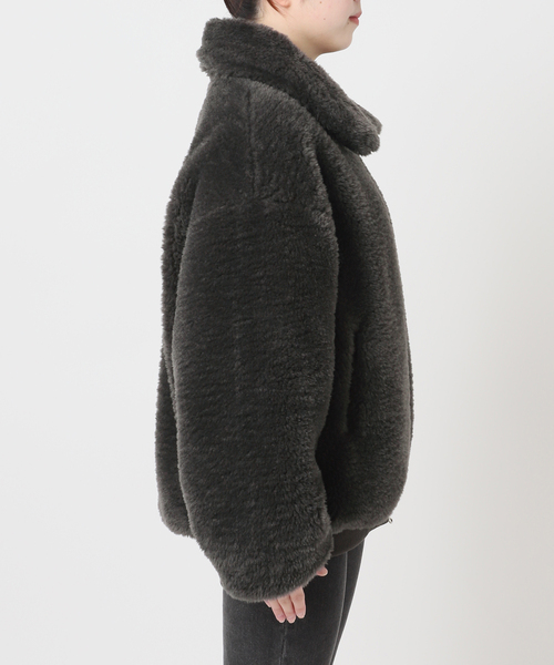 JOURNAL STANDARD relume（ジャーナルスタンダード　レリューム）の「ファーショートブルゾン（その他アウター・レディース・ブラウン系その他/チャコールグレー・FREE）」の15枚目の写真