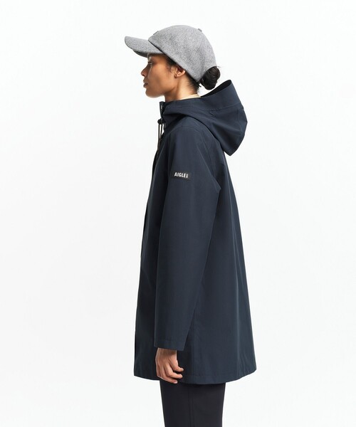 AIGLE(エーグル)の「GORE-TEX ゴアテックス 防水 防風 透湿 ミドル丈ジャケット(マウンテンパーカー・レディース・カーキ/ダークネイビー・40/38/36)」の7枚目の写真