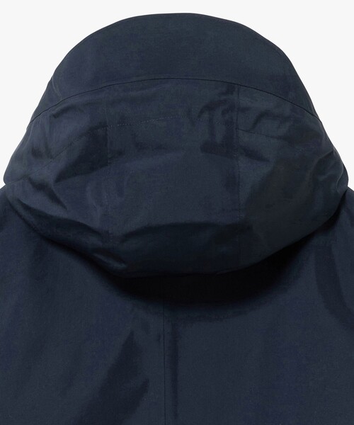 AIGLE(エーグル)の「GORE-TEX ゴアテックス 防水 防風 透湿 ミドル丈ジャケット(マウンテンパーカー・レディース・カーキ/ダークネイビー・40/38/36)」の19枚目の写真