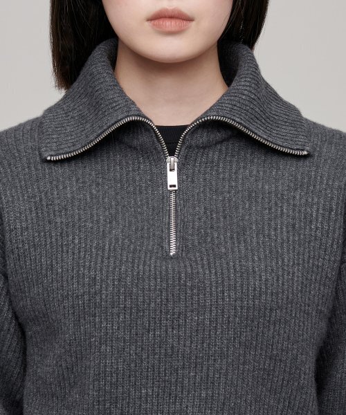 MUSINSA STANDARD WOMAN（ムシンサスタンダードウーマン）の「ウィメンズラムウールリブニットハーフジップ[ミディアムグレー]（ニット/セーター・レディース・その他・SMALL/X-SMALL/LARGE/MEDIUM）」の3枚目の写真