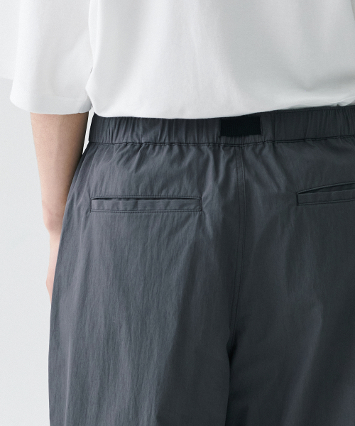 MUSINSA STANDARD（ムシンサスタンダード）の「[シティレジャー] CN ワイドベルトパラシュートパンツ [グレー]（その他パンツ・メンズ・その他・26/40/42/27/29/31/33/28/30/32/34/36/38）」の7枚目の写真