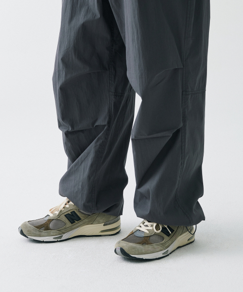MUSINSA STANDARD（ムシンサスタンダード）の「[シティレジャー] CN ワイドベルトパラシュートパンツ [グレー]（その他パンツ・メンズ・その他・26/40/42/27/29/31/33/28/30/32/34/36/38）」の10枚目の写真