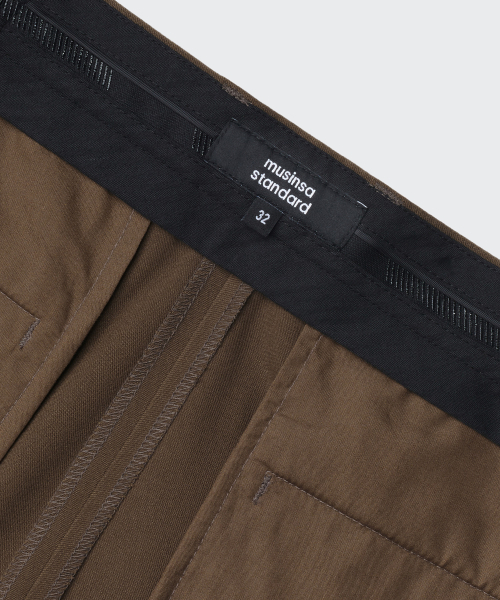 MUSINSA STANDARD（ムシンサスタンダード）の「リアルワイドヒドゥンバンディングスラックス[ブラウン]（スラックス・メンズ・その他・33/26/27/28/29/42/36/34/32/30/31/40/38）」の5枚目の写真