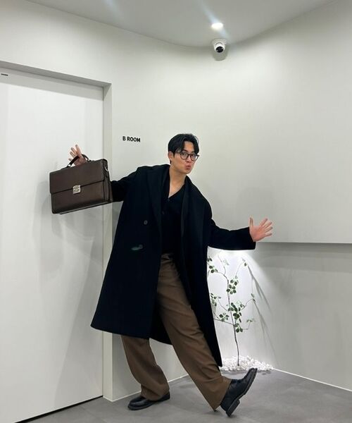 MUSINSA STANDARD（ムシンサスタンダード）の「リアルワイドヒドゥンバンディングスラックス[ブラウン]（スラックス・メンズ・その他・33/26/27/28/29/42/36/34/32/30/31/40/38）」の19枚目の写真