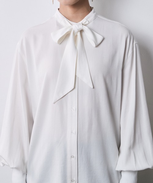 CHIC STYLE（シックスタイル）の「タイ付ブラウス＜大きいサイズ有＞シックスタイル（シャツ/ブラウス・レディース・オフホワイト/ブラック・M/L/LL/3L/4L/5L）」の19枚目の写真