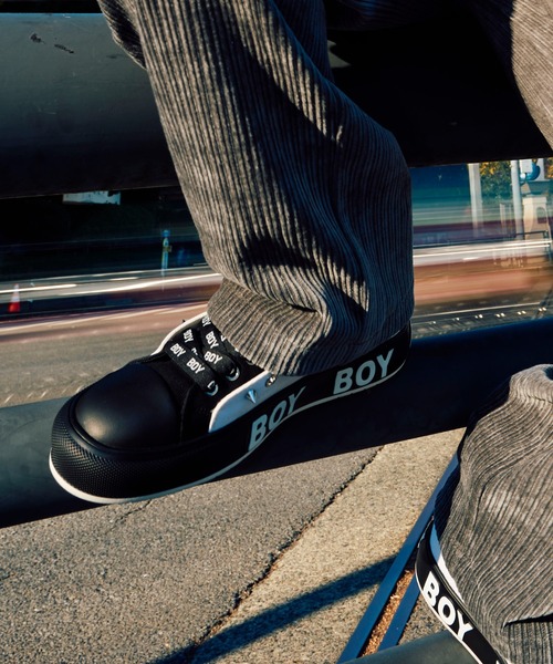 【BOY LONDON】BOY MONO CANVAS HIGH-CUT SNEAKER
