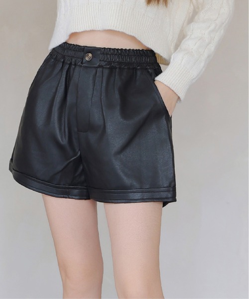 FINEnough(ファインナフ)の「合皮ショートパンツ(その他パンツ・レディース・ブラック/ブラウン・L/M/S)」の12枚目の写真