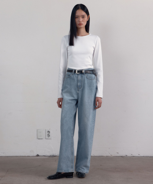 38COMEONCOMMON(38カモンコモン)の「Symbol Slim Long Sleeve T-Shirts (White)(Tシャツ/カットソー・レディース・その他・FREE)」の4枚目の写真