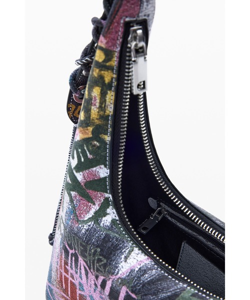 Desigual（デシグアル）の「グラフィティ風アートプリント ミニハンドショルダーバッグ（ショルダーバッグ・レディース・マルチ・FREE）」の7枚目の写真