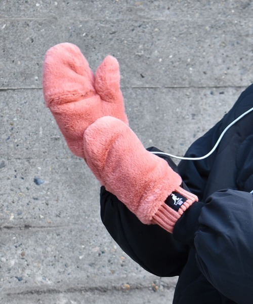 KANGOL(カンゴール)の「KANGOLストラップ付きミトングローブ(手袋・レディース・オフホワイト/オレンジ系その他/ブラック・FREE)」の17枚目の写真