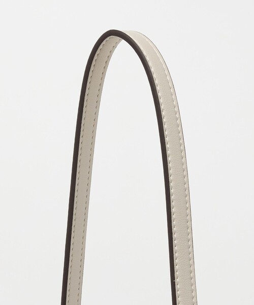 UNITED ARROWS（ユナイテッドアローズ）の「ダブルフェイス ワンハンドル バッグ（ハンドバッグ・レディース・ブラック/ベージュ・FREE）」の20枚目の写真