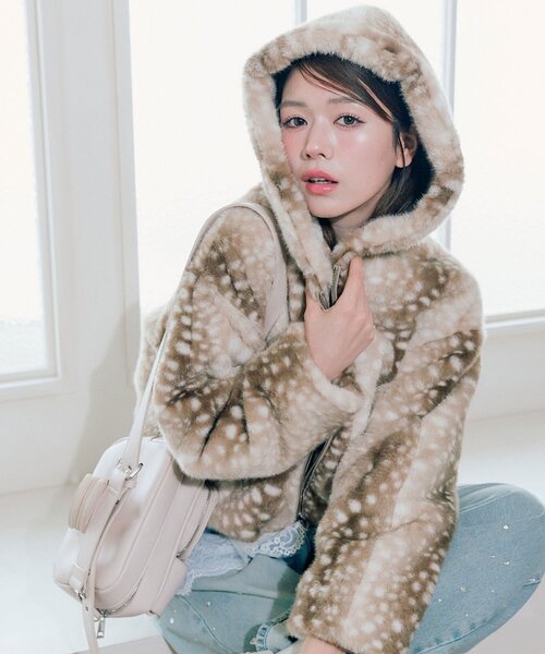 OLIVE des OLIVE(オリーブデオリーブ)の「ファーフードブルゾン(ブルゾン・レディース・その他1/アイボリー・FREE)」の1枚目の写真