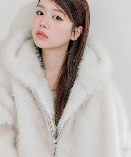 OLIVE des OLIVE(オリーブデオリーブ)の「ファーフードブルゾン(ブルゾン・レディース・その他1/アイボリー・FREE)」の22枚目の写真