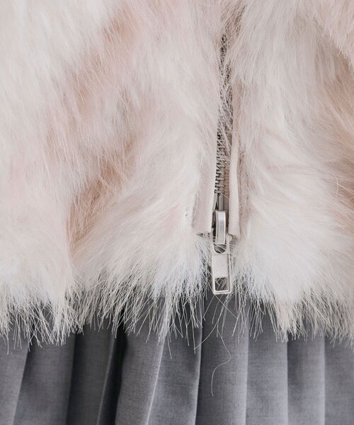 OLIVE des OLIVE(オリーブデオリーブ)の「ファーフードブルゾン(ブルゾン・レディース・その他1/アイボリー・FREE)」の6枚目の写真