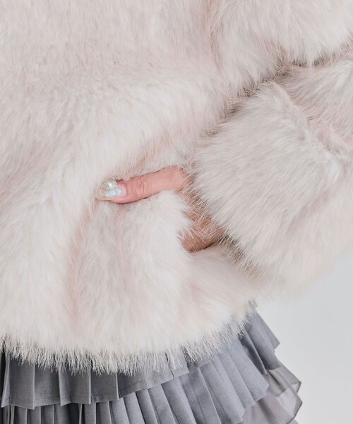 OLIVE des OLIVE(オリーブデオリーブ)の「ファーフードブルゾン(ブルゾン・レディース・その他1/アイボリー・FREE)」の8枚目の写真