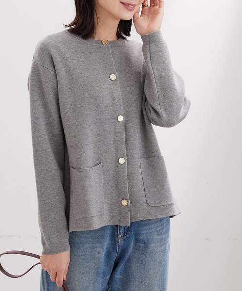 金ボタン使いニットカーディガン（カーディガン/ボレロ）｜BELLUNA