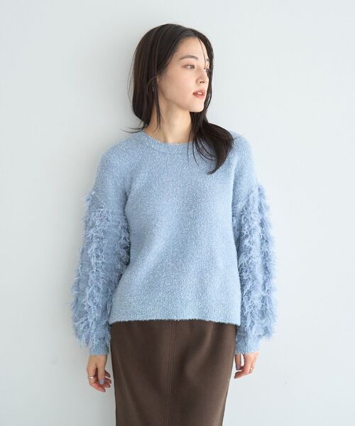 YECCA VECCA（イェッカヴェッカ）の「ラメフェザー袖フリンジニット（ニット/セーター・レディース・ブルー/チャコールグレー/アイボリー・FREE）」の22枚目の写真