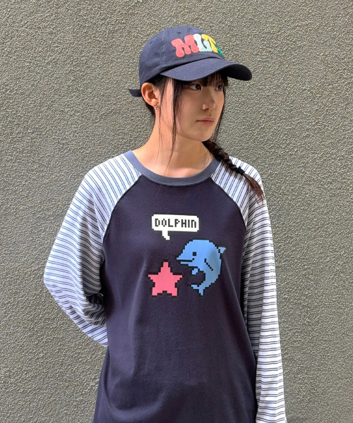 WaiKei（ワイケイ）の「Pixel Star Dolphin Long Sleeve T-Shirt Navy（Tシャツ/カットソー・レディース・その他・FREE）」の6枚目の写真