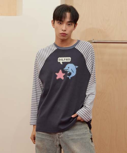 WaiKei（ワイケイ）の「Pixel Star Dolphin Long Sleeve T-Shirt Navy（Tシャツ/カットソー・レディース・その他・FREE）」の7枚目の写真