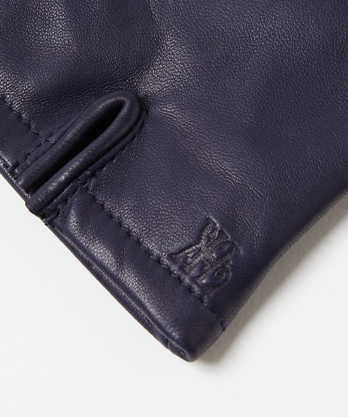 KATHARINE HAMNETT LONDON （キャサリンハムネットロンドン）の「KATHARINE HAMNETT LONDON/キャサリンハムネットロンドン 本革レザーグローブ（タッチパネル対応）KHM-1015（手袋・メンズ・ネイビー/ブラック・23/25/26/24）」の14枚目の写真