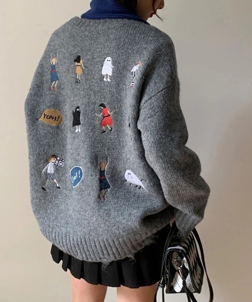 ReRe(リリ)の「ゆったりシルエット×刺繍入りデザインニット(ニット/セーター・レディース・ベージュ/グレー・FREE)」の6枚目の写真